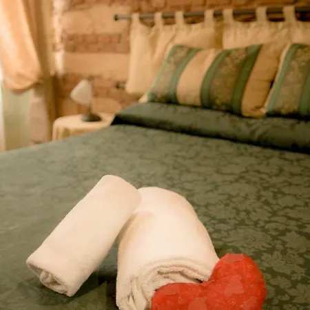 לינה וארוחת בוקר Anfiteatro ורונה